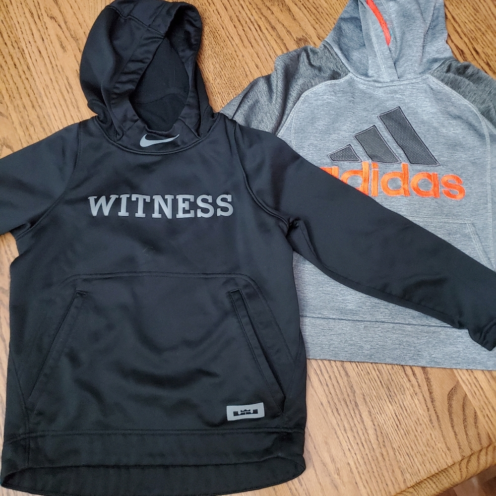 2 boys hooded size small sweatshirts